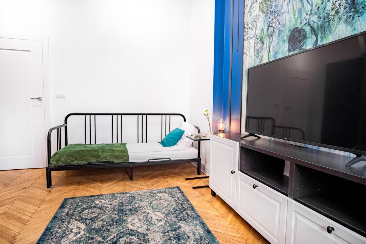 At Krakow Apartments エクステリア 写真