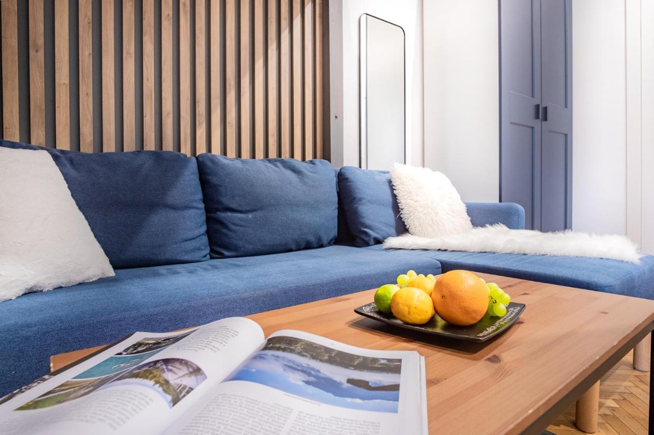 At Krakow Apartments エクステリア 写真