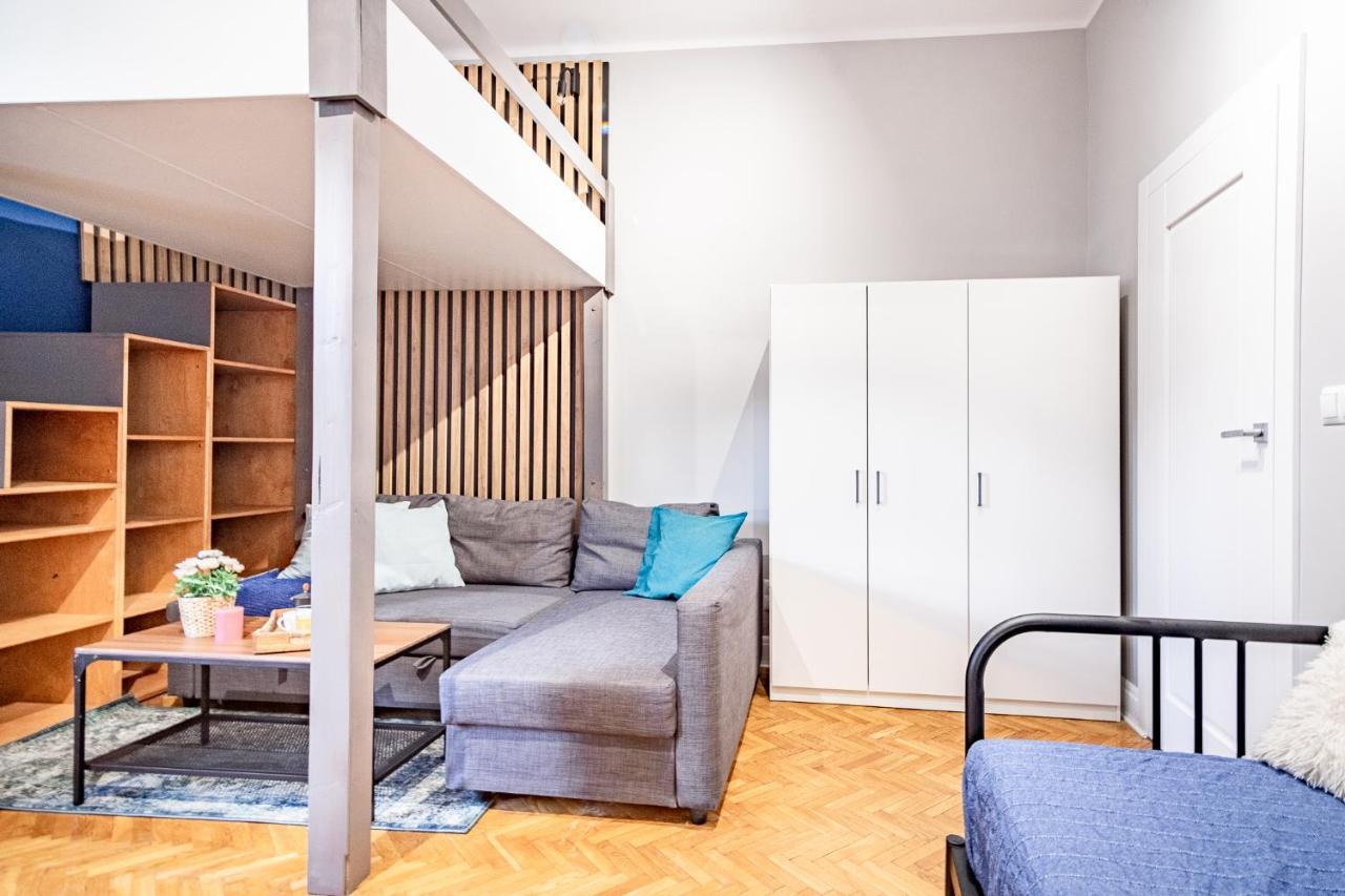 At Krakow Apartments エクステリア 写真